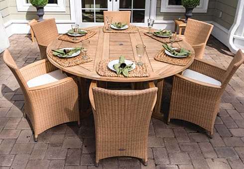 wicker outdoor patio furniture at the outdoor store