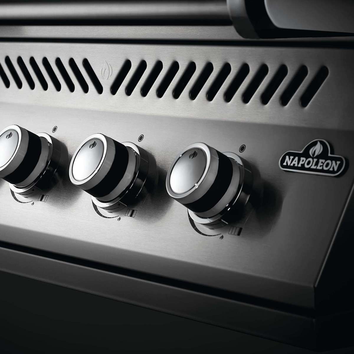 14fa582cd2cfacda5facbe3f0ec7faa2 Napoleon Built-In Stainless Steel 500 Series Gas Grill