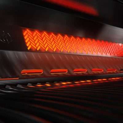 Napoleon Rogue SE 625 Gas Grill with Infrared Rear and Side Burners