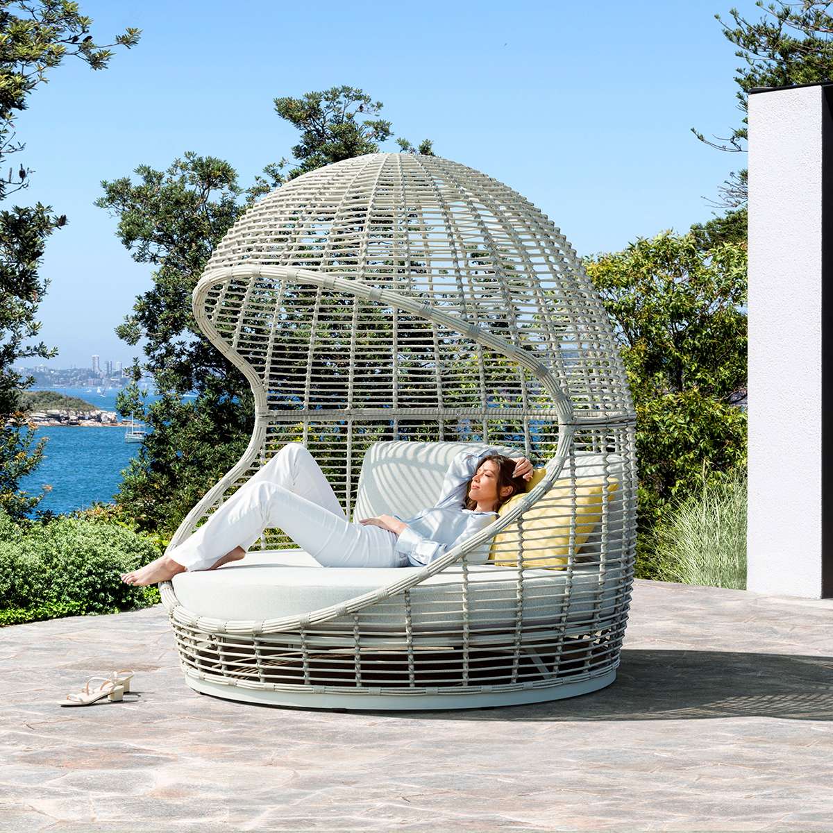 couturejardin-KOKOON-daybed-lifestyle-2 Couture Jardin KOKOON Daybed Lifestyle