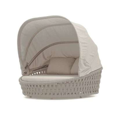 Couture Jardin HUG Daybed with Canopy