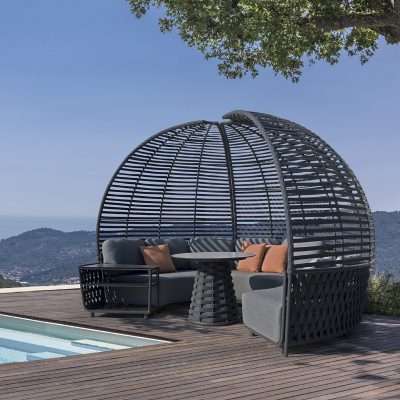 Couture Jardin HUG Side Table