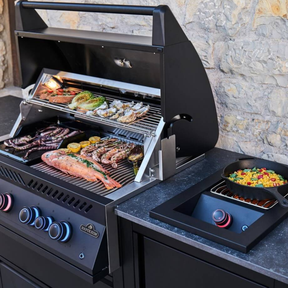 Untitled design (28) Napoleon OASIS 301 Outdoor Kitchen, Built-in 700 Series 32 - ODK301-BIG32RBxMK-1