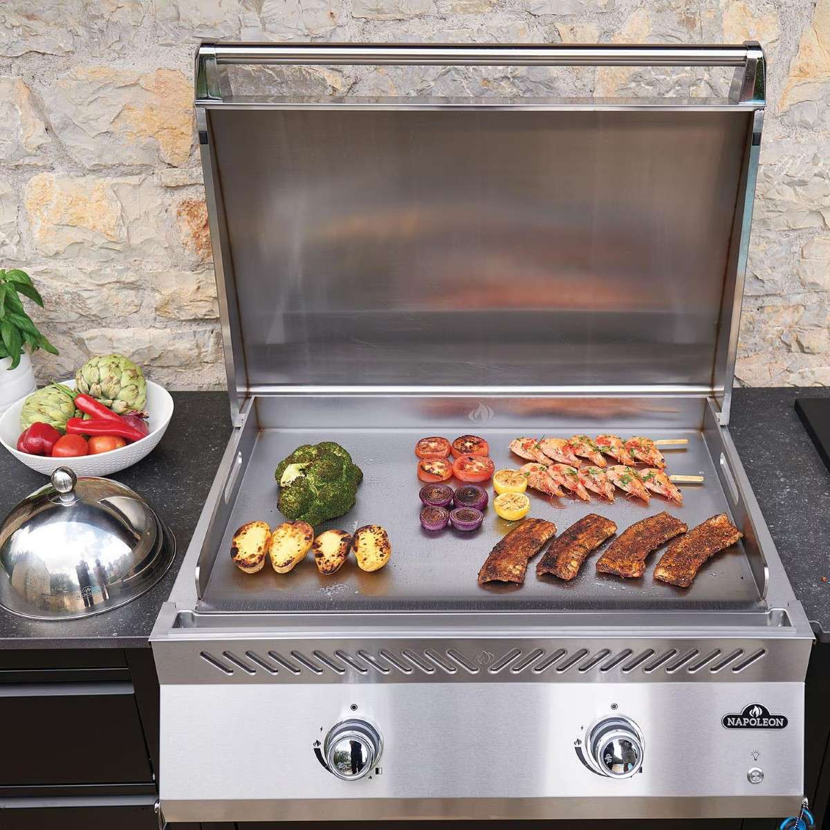 f5b400b268d566484fd72f7c3fd9bc89 Napoleon Built-In 700 Series 30" Gas Griddle Lifestyle breakfast