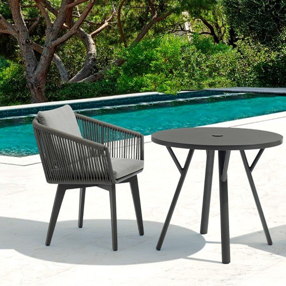 Couture Jardin YES Bistro Table – YE43 Couture Jardin YES Bistro Table - YE43