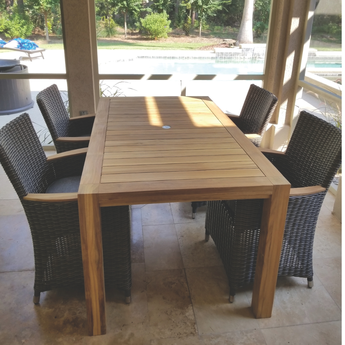 Royal Teak Collection 5-Piece Helena Wicker Dining Set Royal Teak Collection 5-Piece Helena Wicker Dining Set